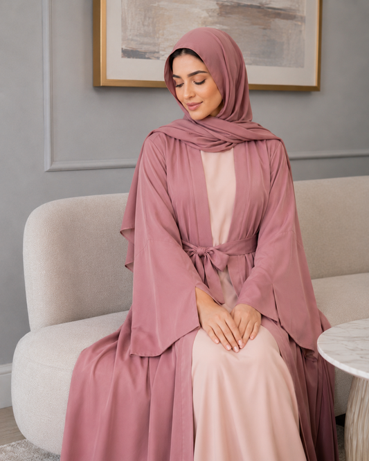 Chic 3-Piece Mauve Abaya Set with Nude Pink Inner, Front-Open Design, with Matching Hijab and Belt