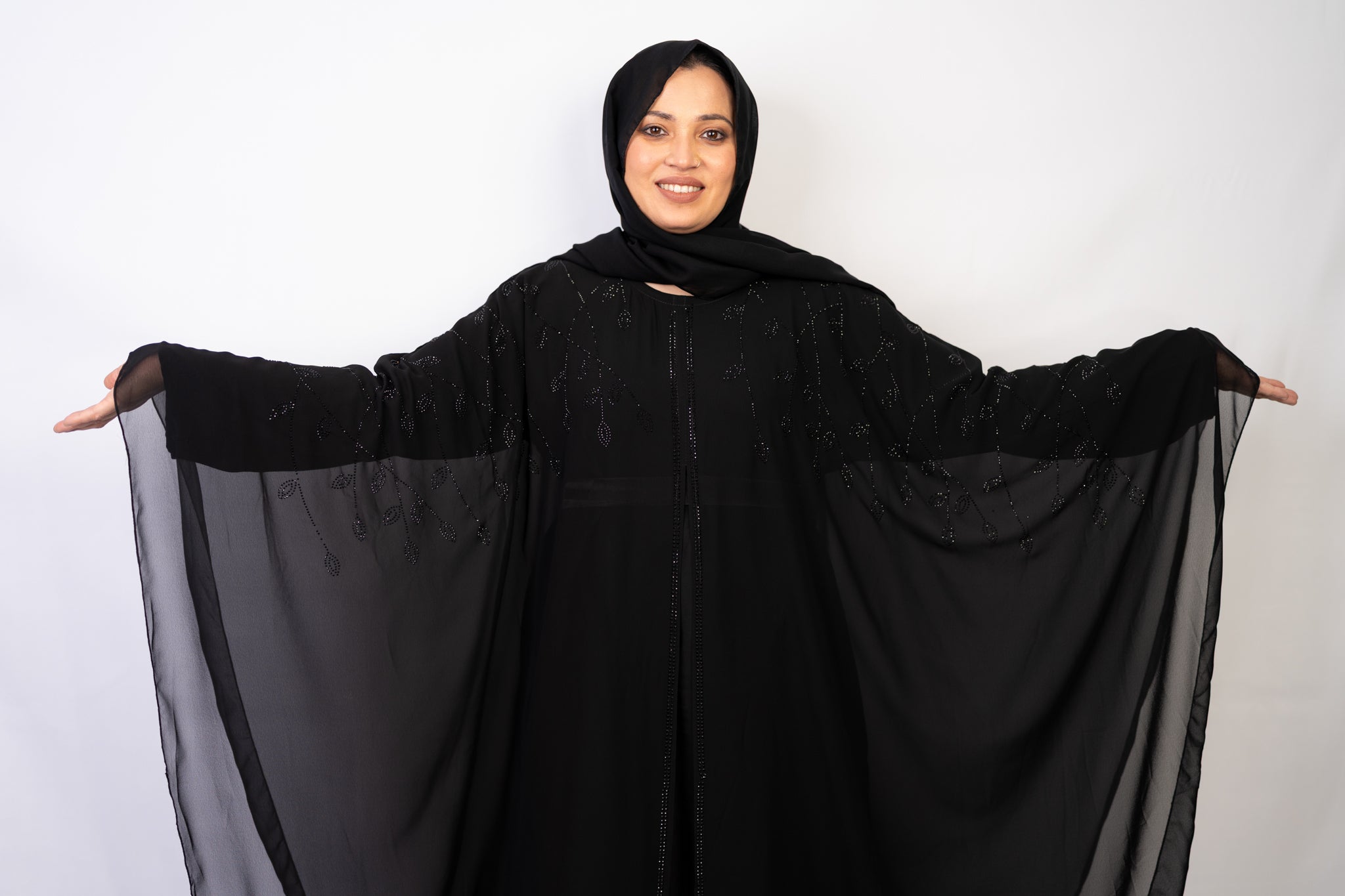 Gorgeous Black Farasha Stone-Embellished Abaya