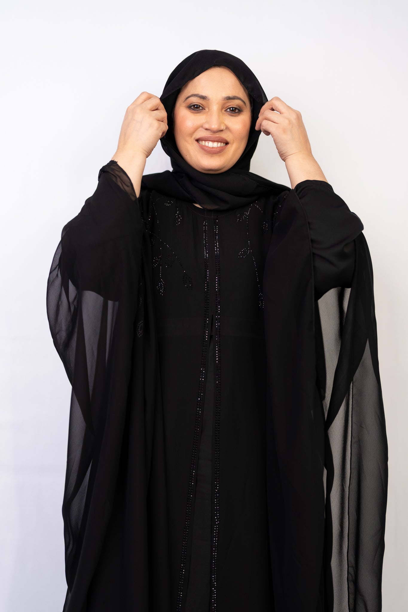Gorgeous Black Farasha Stone-Embellished Abaya