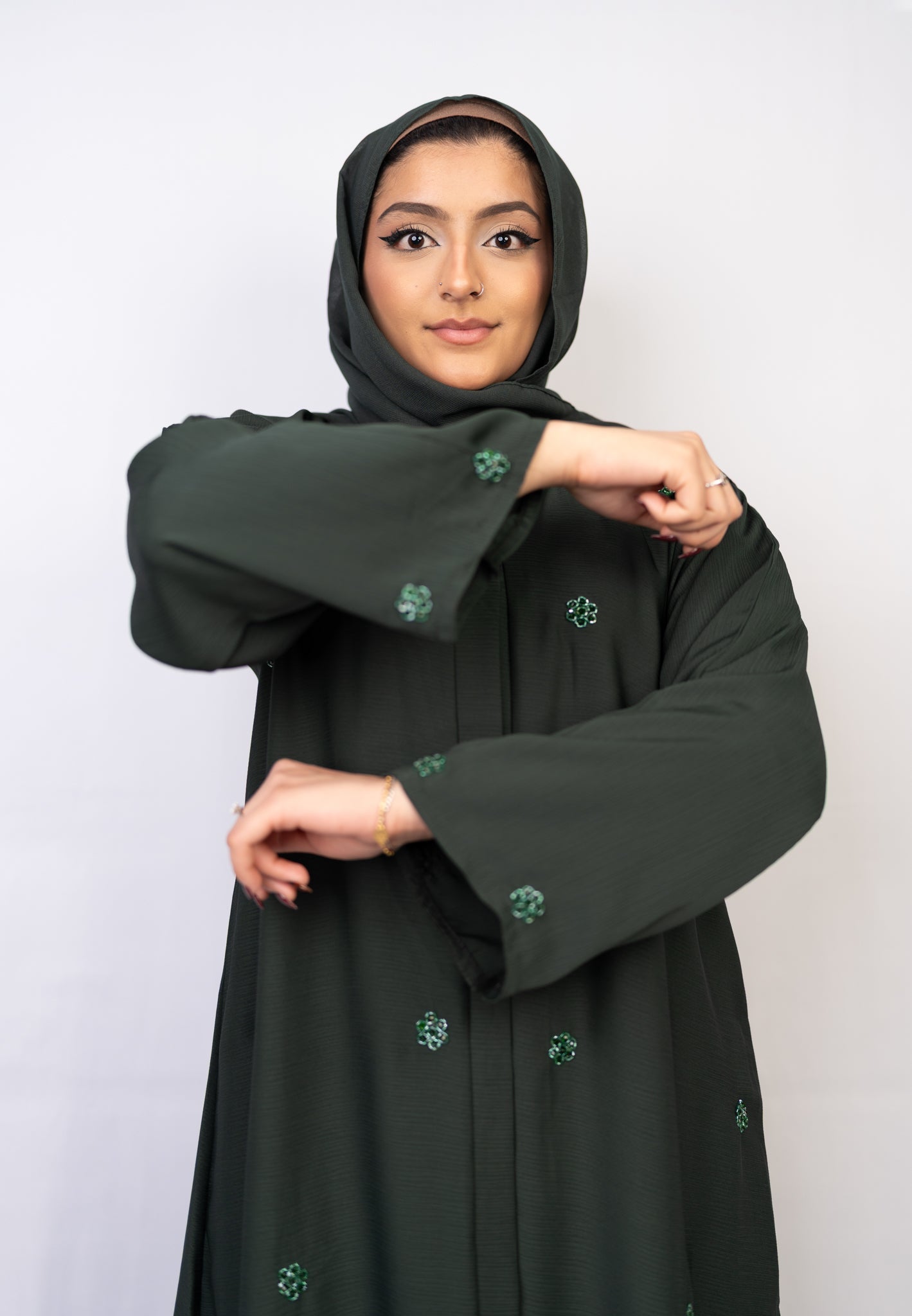 Emerald Forest Crystal-Strewed Abaya Set (3-Piece)
