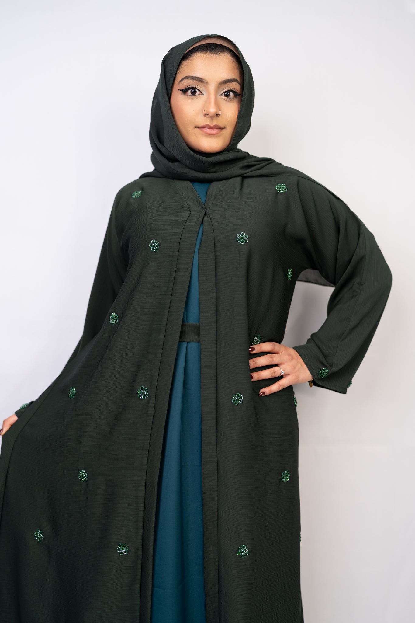 Emerald Forest Crystal-Strewed Abaya Set (3-Piece)