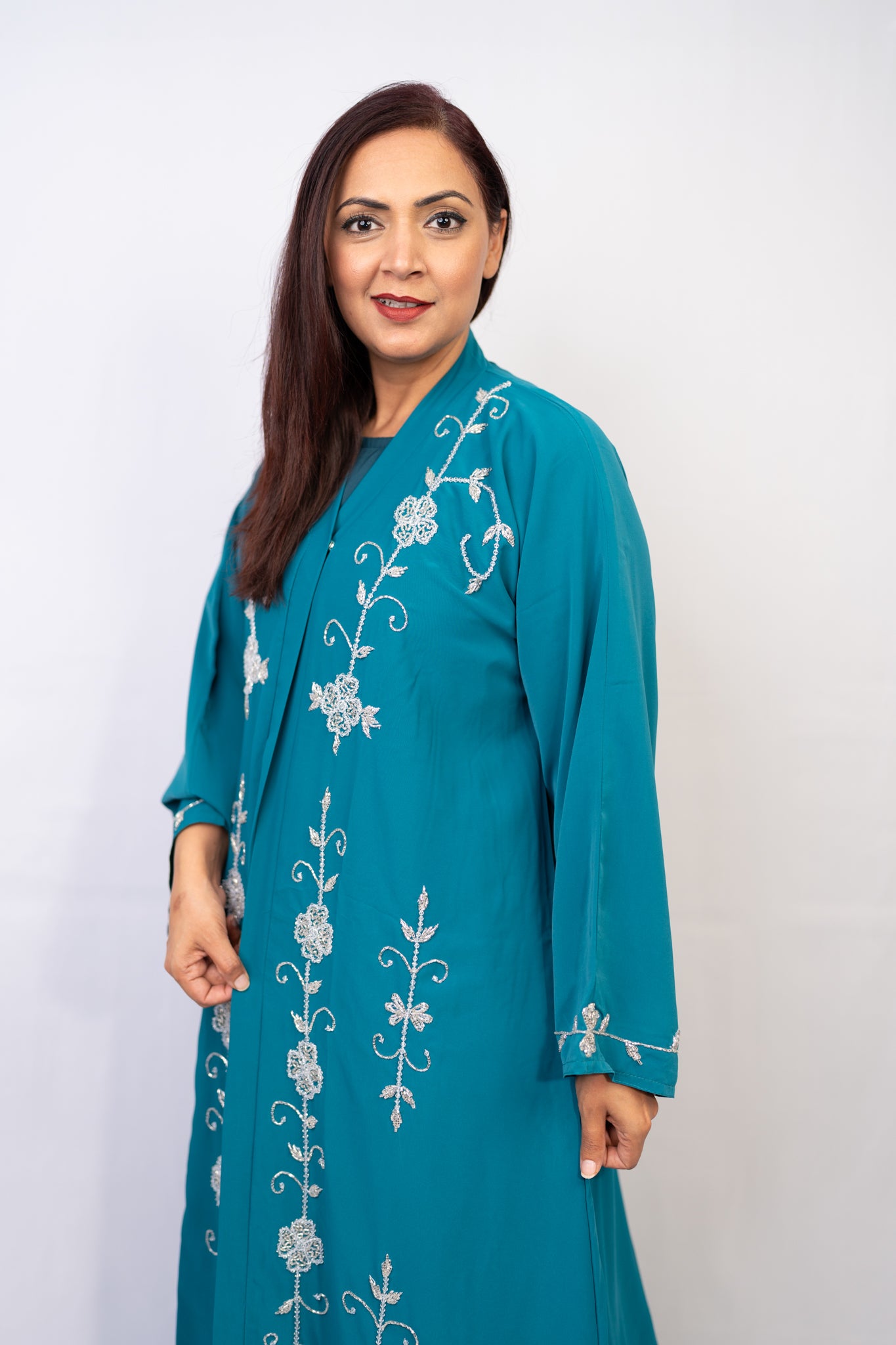 Feroza All-Over Embellished Abaya Set (3-Piece)