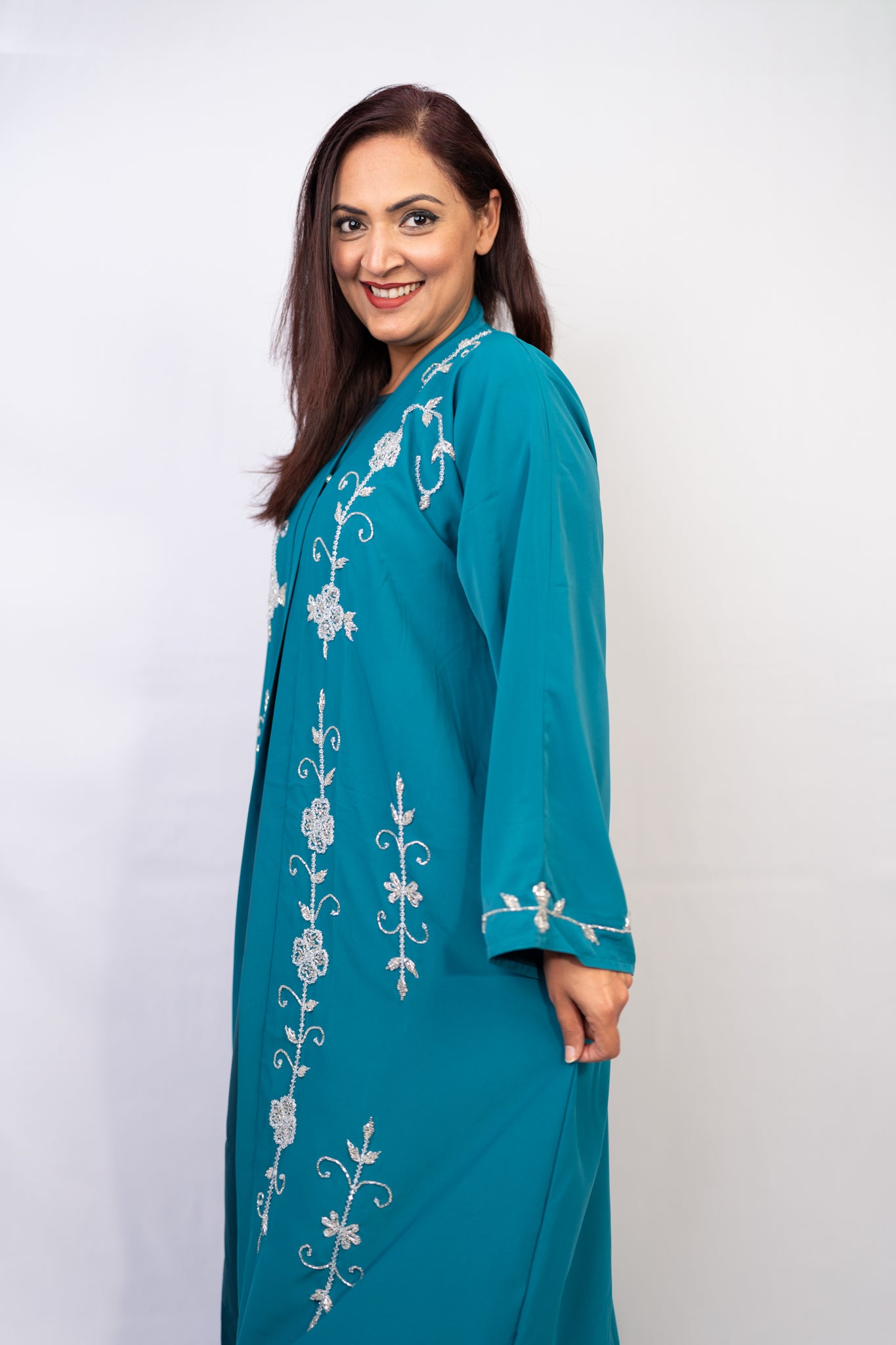Feroza All-Over Embellished Abaya Set (3-Piece)